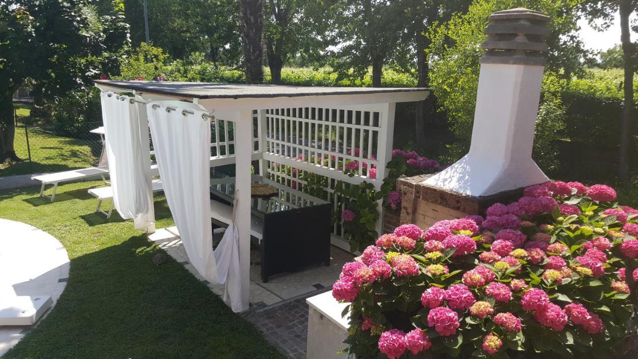 B&B Casa Gaia - Сирмионе Экстерьер фото