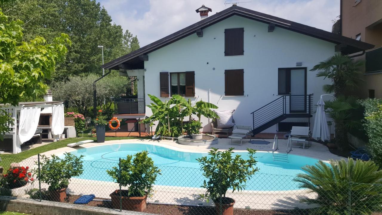 B&B Casa Gaia - Сирмионе Экстерьер фото