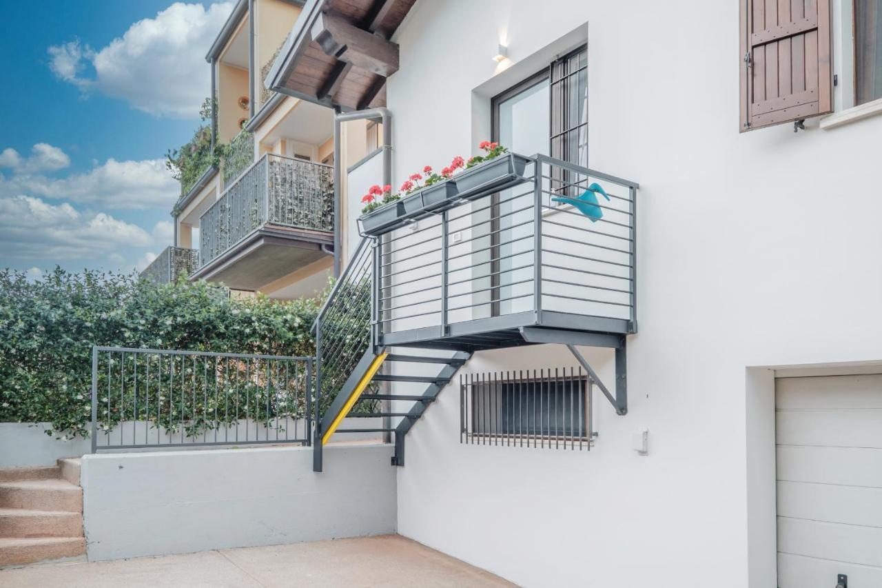 B&B Casa Gaia - Сирмионе Экстерьер фото