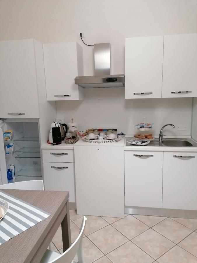 B&B Casa Gaia - Сирмионе Экстерьер фото