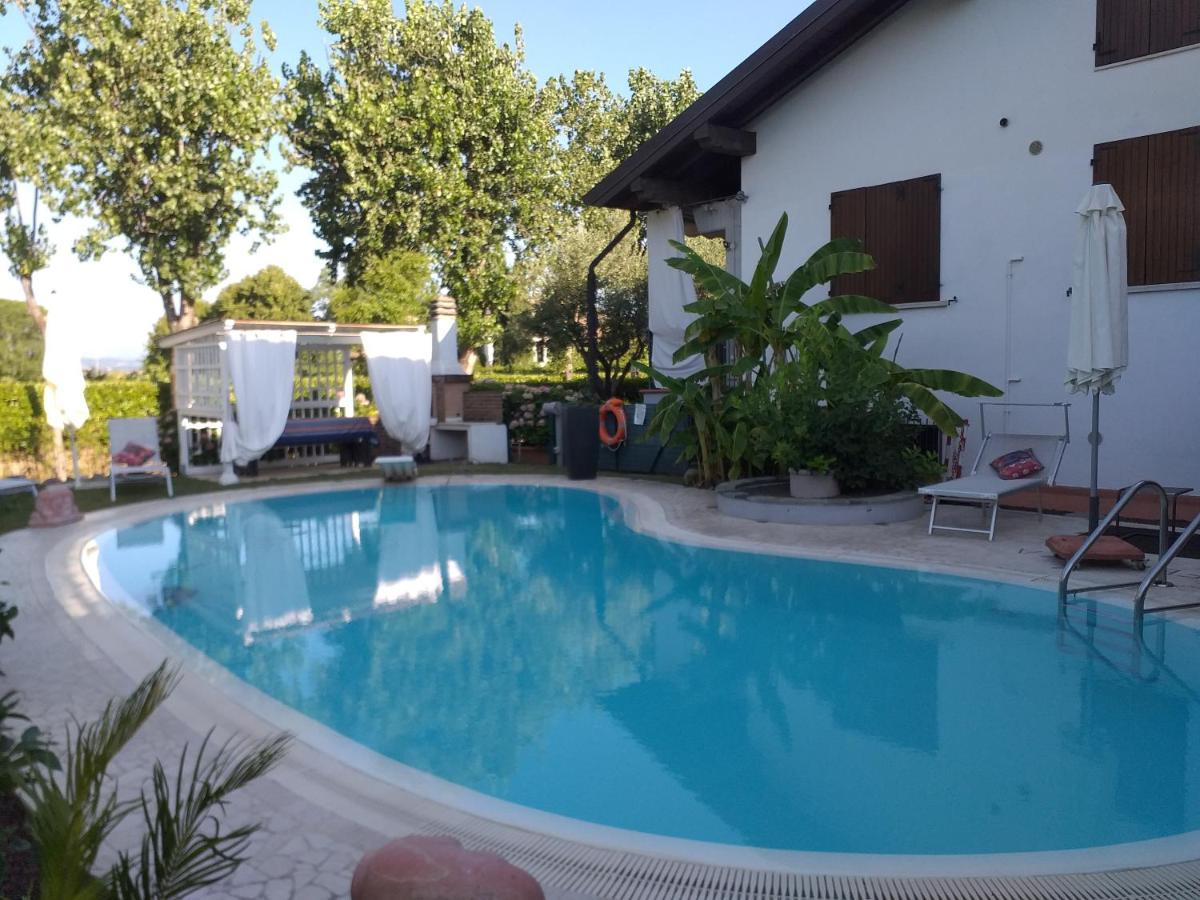 B&B Casa Gaia - Сирмионе Экстерьер фото